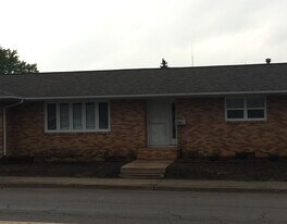 521 6th Avenue Northeast in Devils Lake, ND - Building Photo