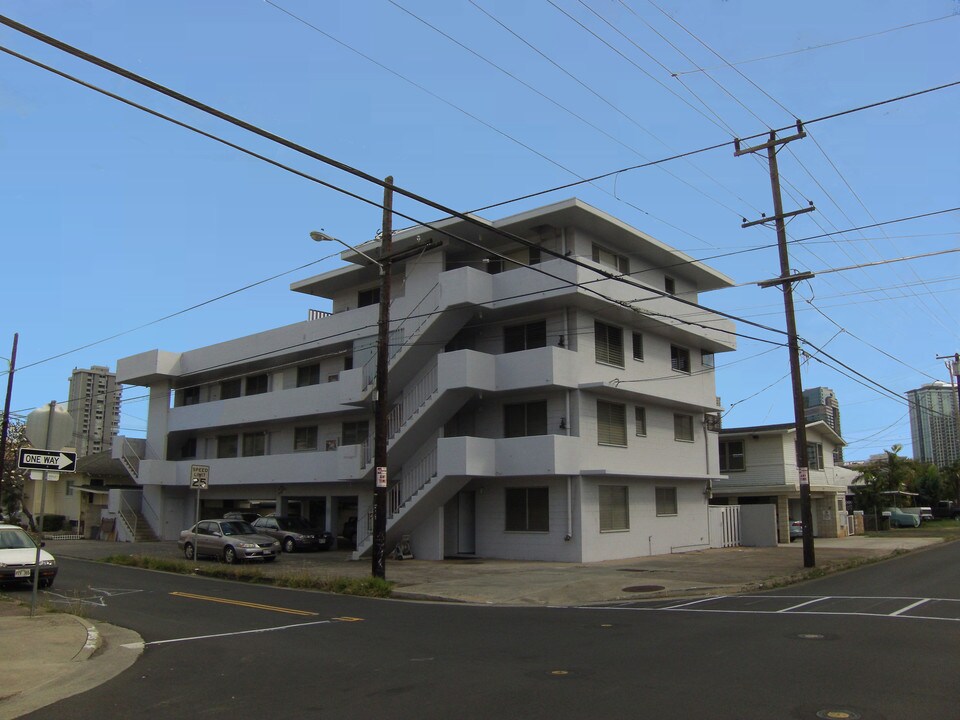 Waiola Apartments in Honolulu, HI - Foto de edificio