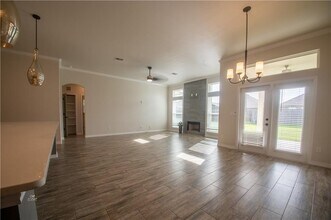 7905 Rancho Vista Blvd E in Corpus Christi, TX - Building Photo - Building Photo