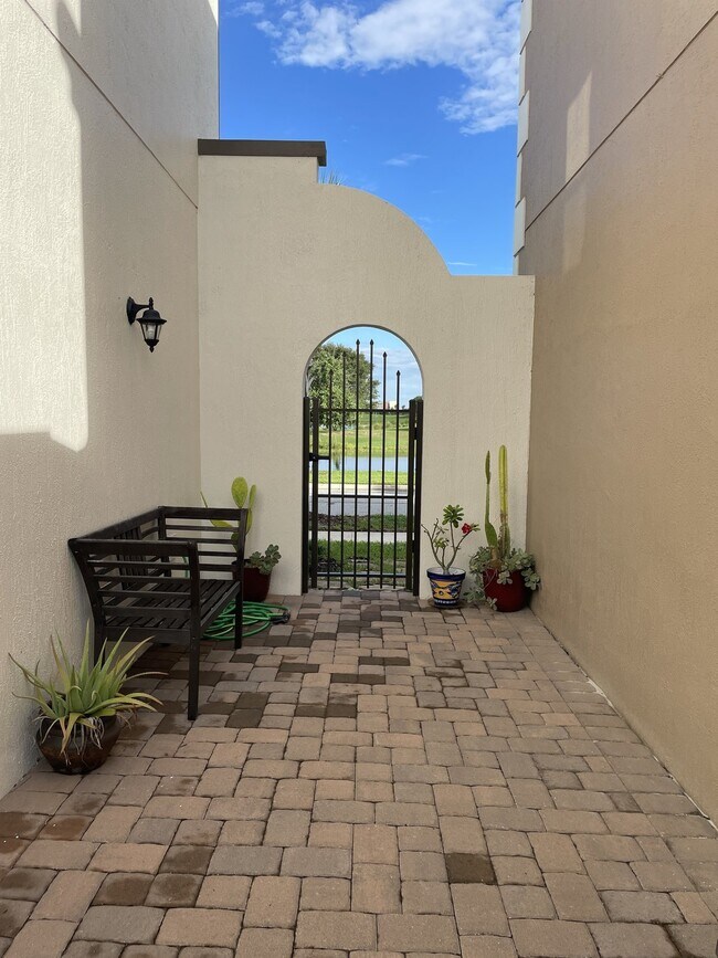 6744 Vista Hermosa Dr in Melbourne, FL - Building Photo - Building Photo