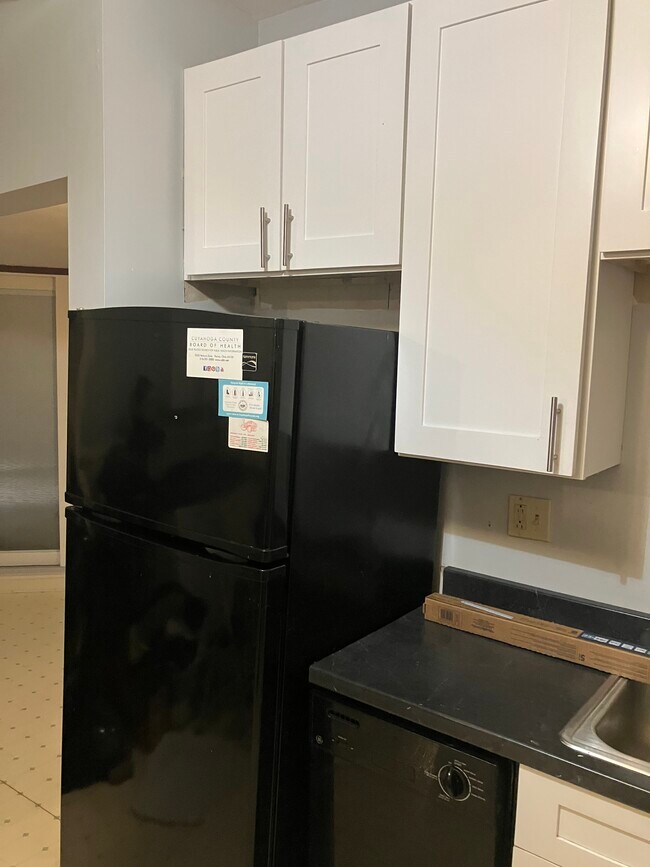 1565 Woodward Ave, Unit UP in Lakewood, OH - Building Photo - Building Photo