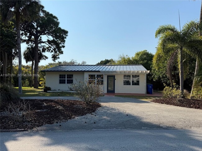 property at 1701 SW 13th Ct