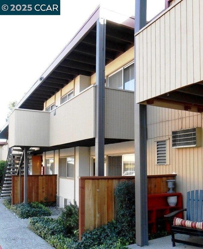 property at 1195 Saranap Ave