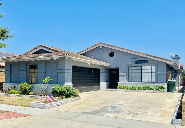 property at 13427 Reva Cir