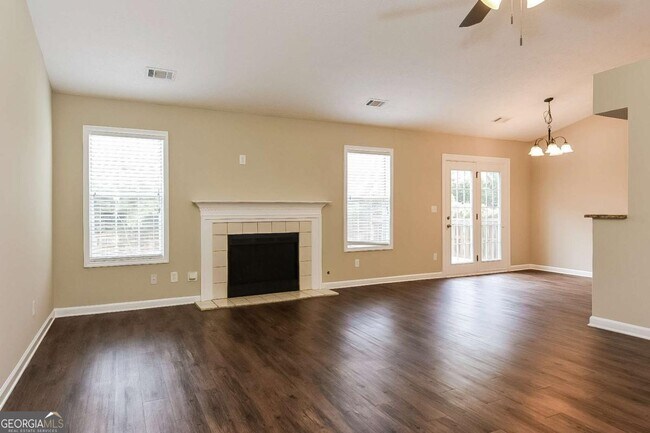 134 Colemans Bluff Dr in Woodstock, GA - Building Photo - Building Photo