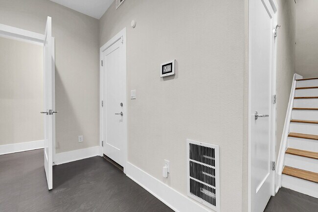 927 Inca St in Denver, CO - Building Photo - Building Photo