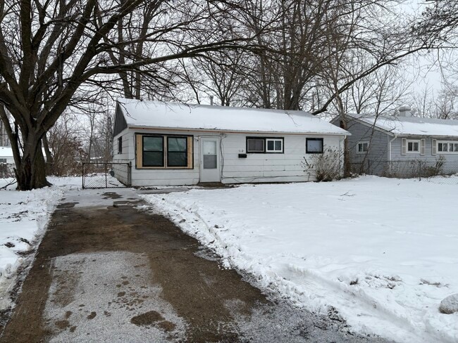 property at 712 E 49th Ave