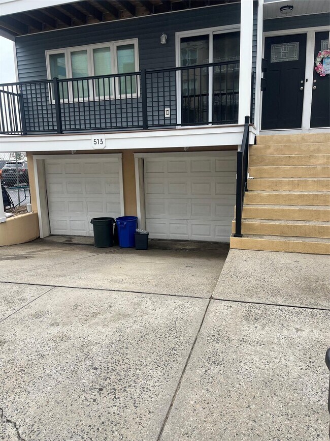 property at 513 Shore Rd