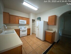 149 Maplewood N in Kyle, TX - Building Photo - Building Photo