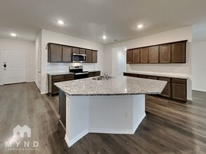 4101 Black Canyon Dr, Unit 1106 in Heath, TX - Foto de edificio - Building Photo