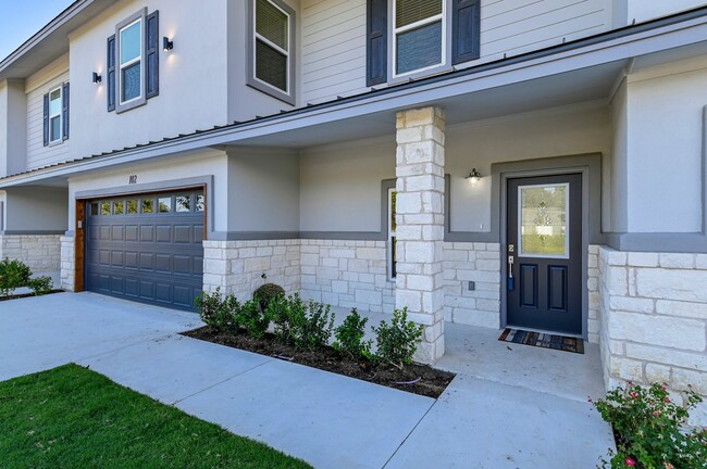 The Villas at Chandler Creek in Round Rock, TX - Building Photo - Building Photo