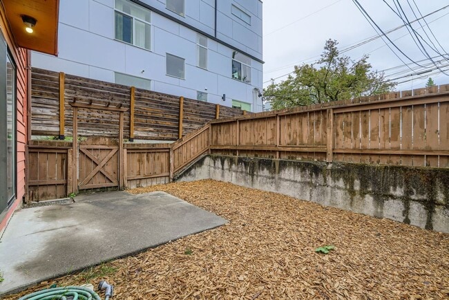 927 28th Ave S in Seattle, WA - Building Photo - Building Photo