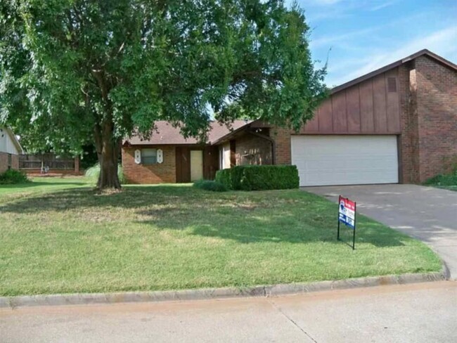 property at 2605 Martin Ln