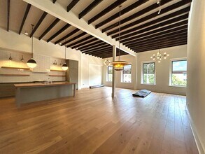 524 Mulberry St in Macon, GA - Building Photo - Building Photo