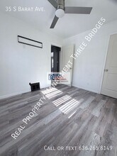 35 S Barat Ave in Ferguson, MO - Building Photo - Building Photo