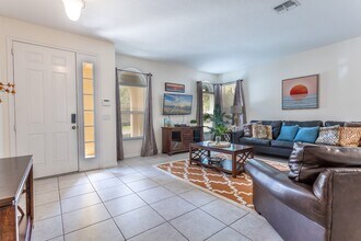 446 Orange Cosmos Blvd in Davenport, FL - Building Photo - Building Photo