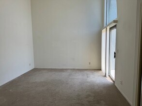 123 S Roosevelt Ave, Unit 8 in Pasadena, CA - Foto de edificio - Building Photo