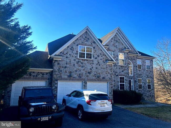 4382 Stonecrest Dr in Ellicott City, MD - Building Photo - Building Photo