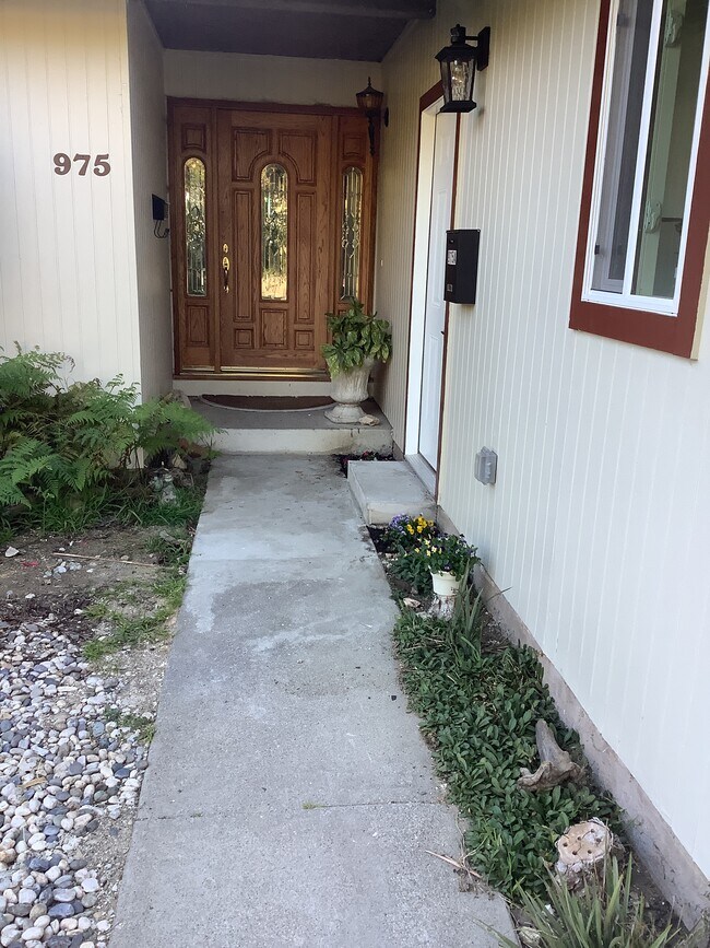 975 Kilkenny Way Rentals in Pinole, CA