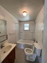 1604 S 5th Ave in Yakima, WA - Building Photo - Building Photo