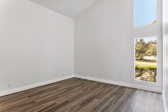 3210 Coronado St in Irving, TX - Building Photo - Building Photo