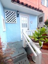 212 N Coast Hwy in Laguna Beach, CA - Building Photo