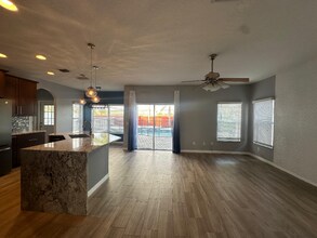 11159 Prairie Hawk Dr in Orlando, FL - Building Photo - Building Photo