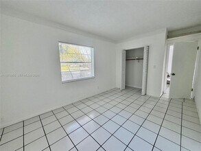 4140 Woodside Dr in Coral Springs, FL - Building Photo - Building Photo