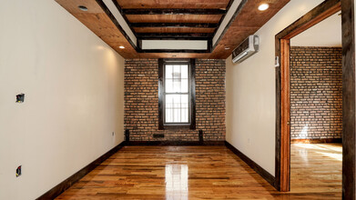 336 Starr St in Brooklyn, NY - Building Photo - Building Photo