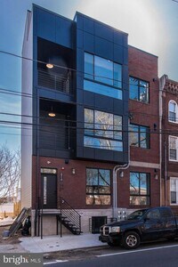 2710 Ridge Ave photo'