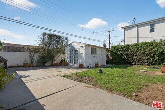 4055 Moore St in Los Angeles, CA - Building Photo - Building Photo