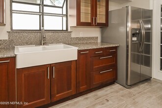 7215 Mimosa Grove Pl in Jacksonville, FL - Building Photo - Building Photo