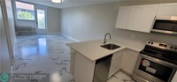 2771 Riverside Dr in Coral Springs, FL - Building Photo - Building Photo