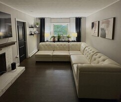 15 Beverly Hl, Unit Beverly Hill #2 in Canton, MA - Building Photo