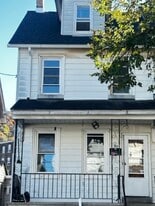 526 Selfridge St in Bethlehem, PA - Building Photo