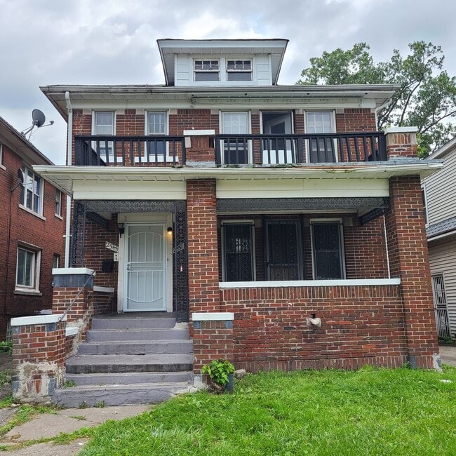 property at 2549 Highland St