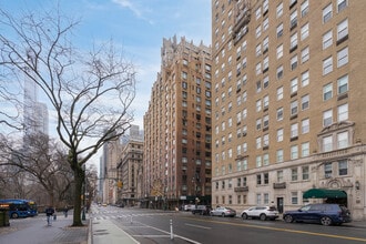 55-57 Central Park W in New York, NY - Building Photo - Building Photo