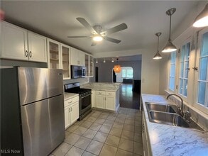 10310 Clifton Blvd in Cleveland, OH - Building Photo - Building Photo