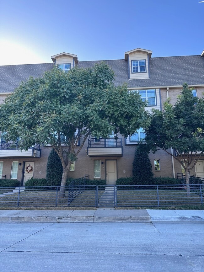 property at 5820 Bryan Pkwy