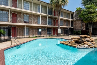 Sterling Point in Houston, TX - Building Photo - Building Photo