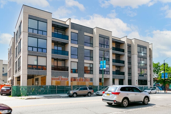 property at 1606 S Ashland Ave