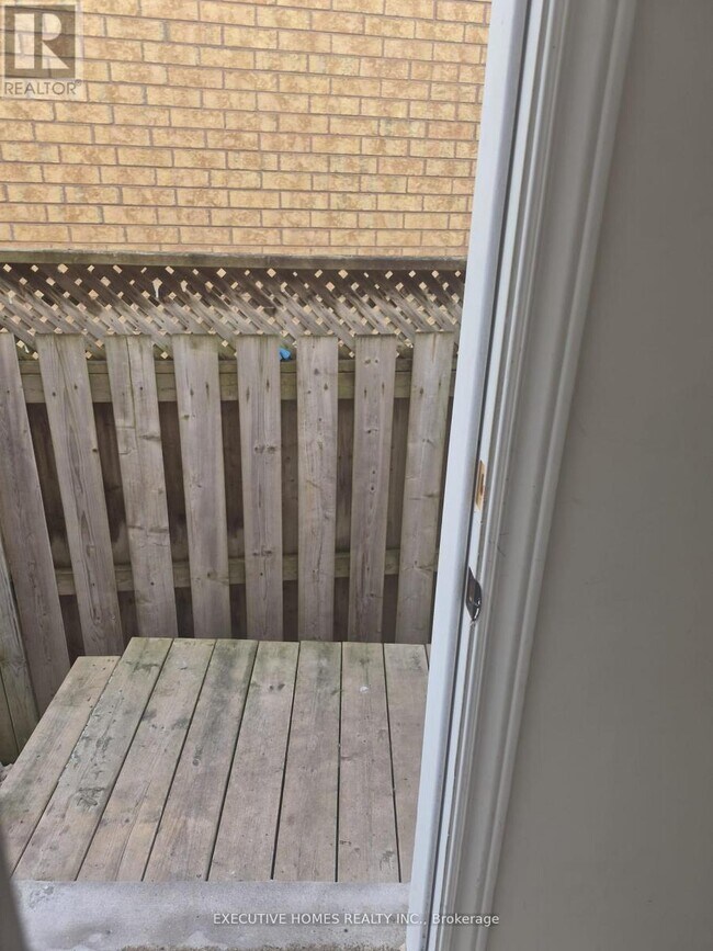 1761 McGill Ct in Oshawa, ON - Building Photo - Building Photo