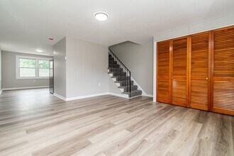 1335 Mantle St in Parkville, MD - Building Photo - Building Photo