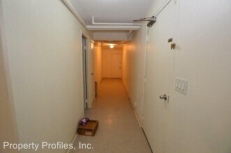 1812 Puowaina Dr in Honolulu, HI - Building Photo - Building Photo