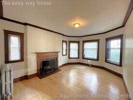 5 Linnaean St in Cambridge, MA - Building Photo