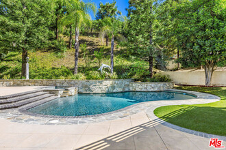 3528 Consuelo Dr in Calabasas, CA - Building Photo - Building Photo