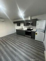 648 E Cerritos St in Rialto, CA - Building Photo