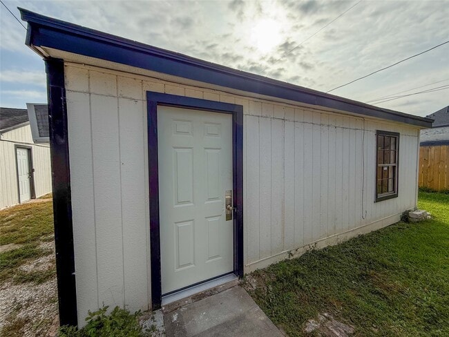 property at 8430 Holiday Ln