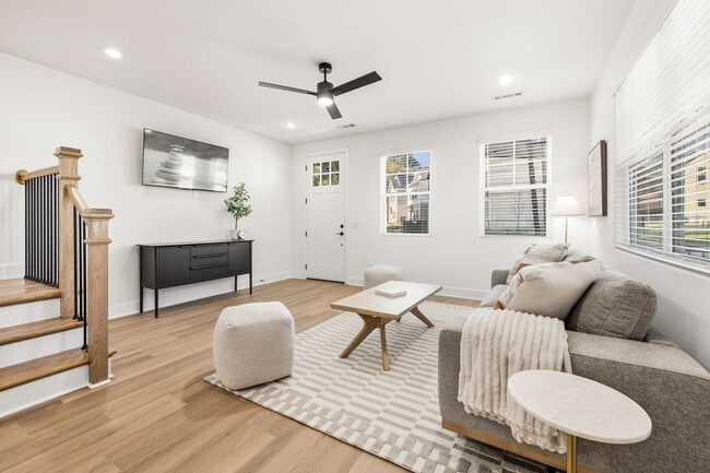 1324 Van Buren Ave in Fayetteville, AR - Building Photo - Building Photo