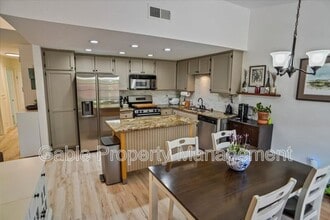 15732 Rosehaven Ln in Santa Clarita, CA - Building Photo - Building Photo